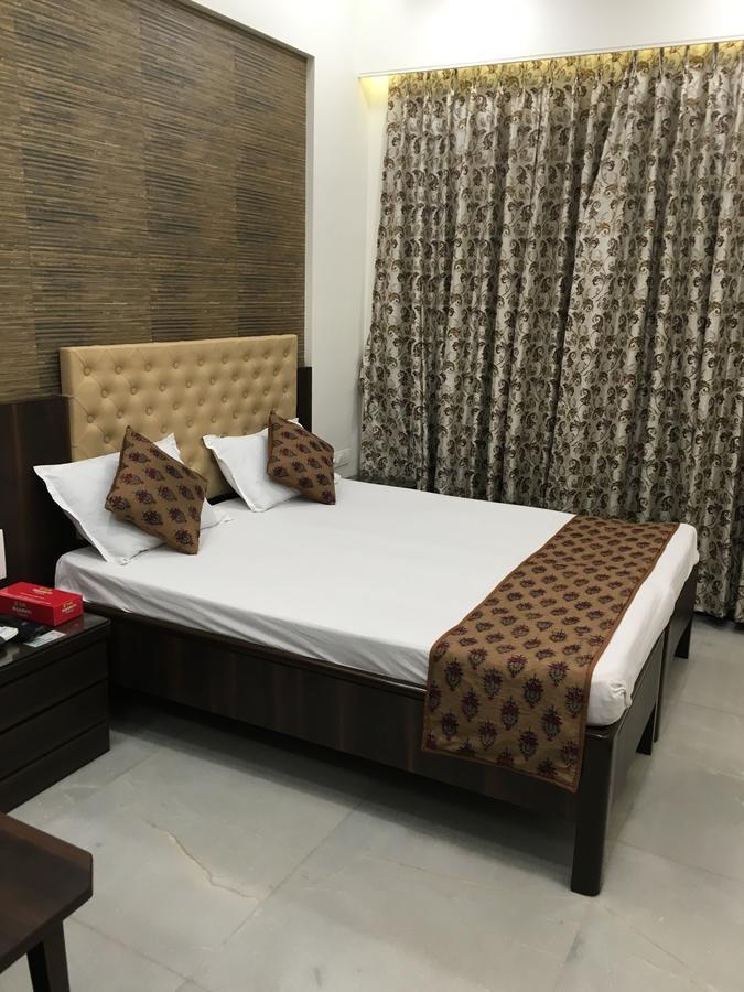 Hotel Antique - Colaba Bombay Extérieur photo